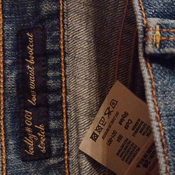 Citizens of Humanity low Waist Bootcut Size 28 .Love The Flare! - Picture 5 of 12